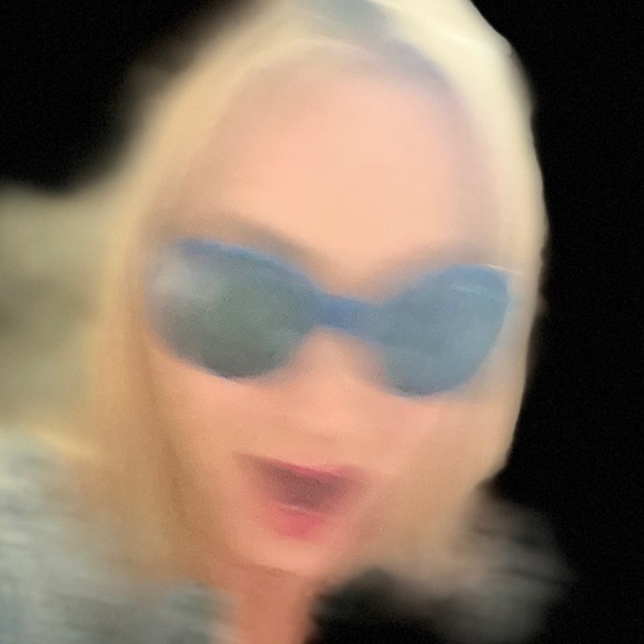 Ray-Ban Blue Sunglasses for Women - Picture 2 of 2